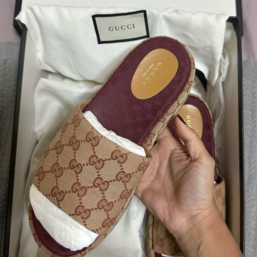 Original Gucci Platform Slide Sandal - Size 8